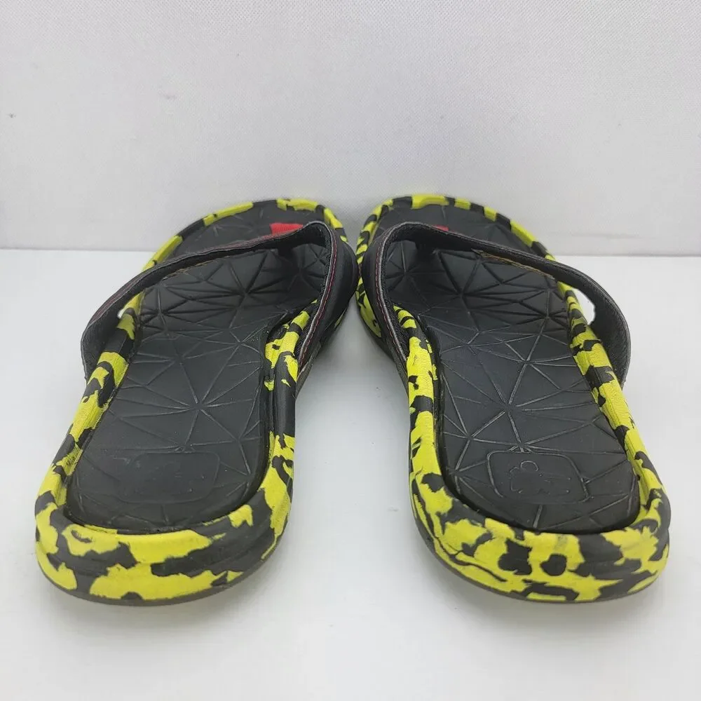 Cushe Mens Size 9 Black Lime Manuka Spindrift Thong Comfort Flip Flop Sandals